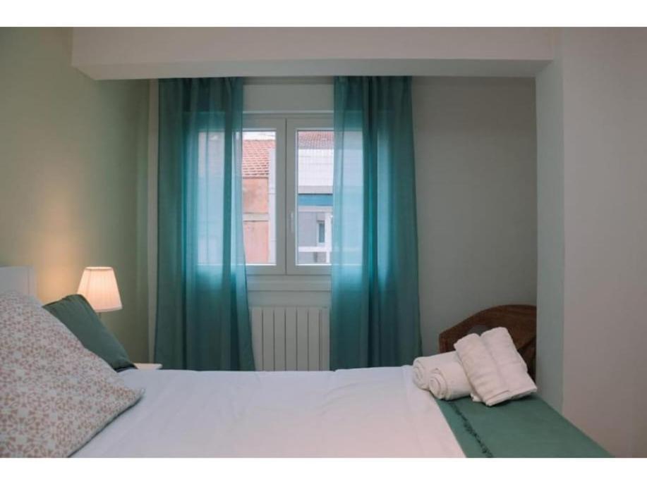 Piso Centrico Y Tranquilo Apartment Vigo Ngoại thất bức ảnh